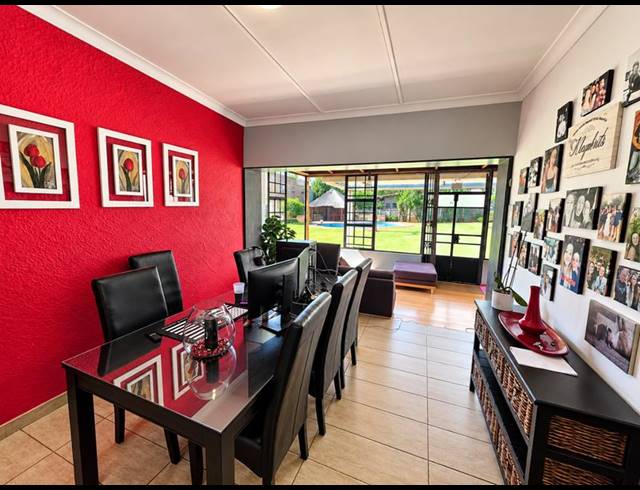 3 BEDROOM HOUSE FOR SALE IN GLEN MARAIS